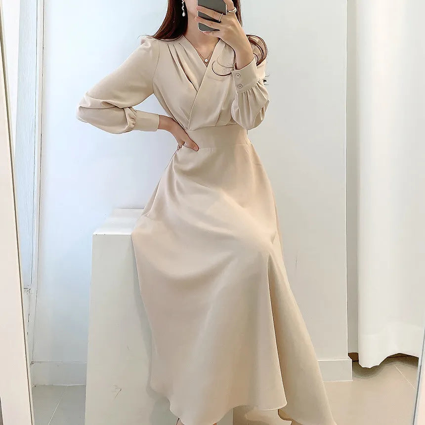 Elegant V-neck Puff Sleeve Maxi Dress